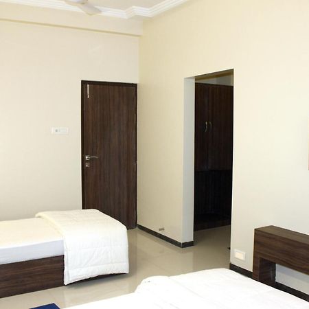 Oyo 4316 Hotel Sai Empire เชอร์ดี ภายนอก รูปภาพ
