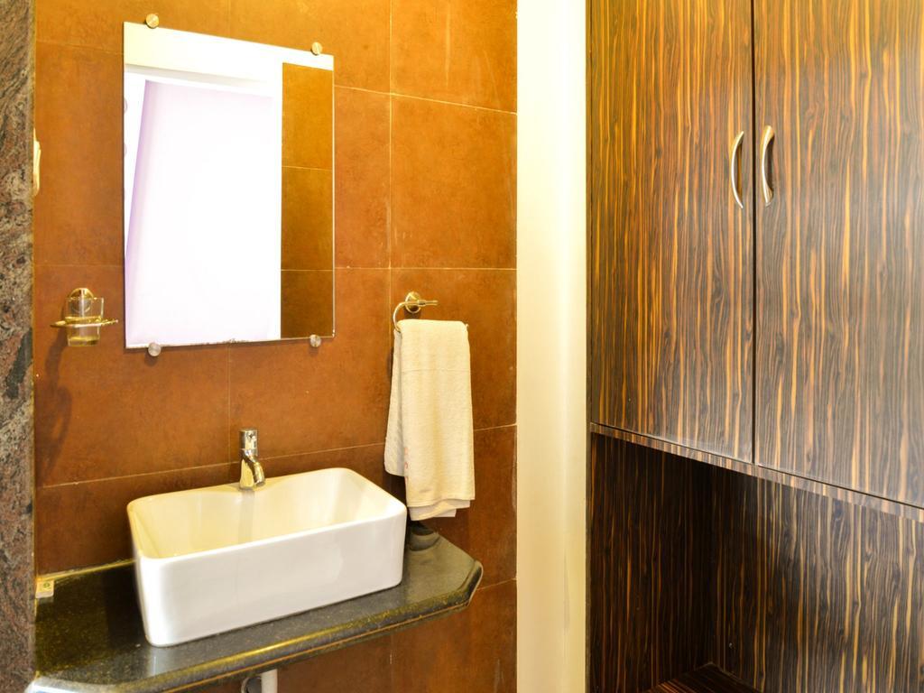 Oyo 4316 Hotel Sai Empire เชอร์ดี ภายนอก รูปภาพ