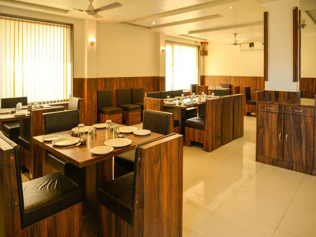 Oyo 4316 Hotel Sai Empire เชอร์ดี ภายนอก รูปภาพ