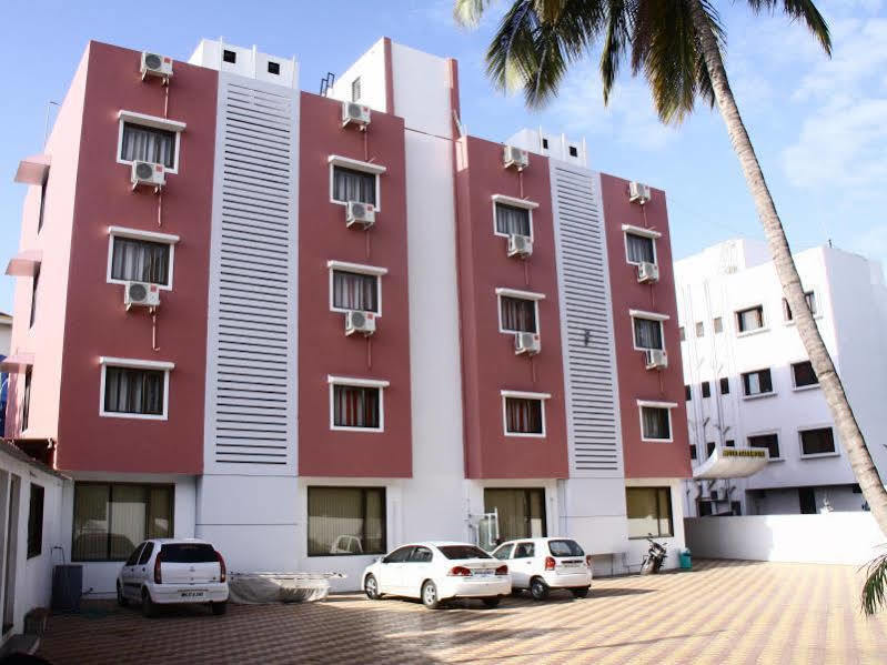 Oyo 4316 Hotel Sai Empire เชอร์ดี ภายนอก รูปภาพ